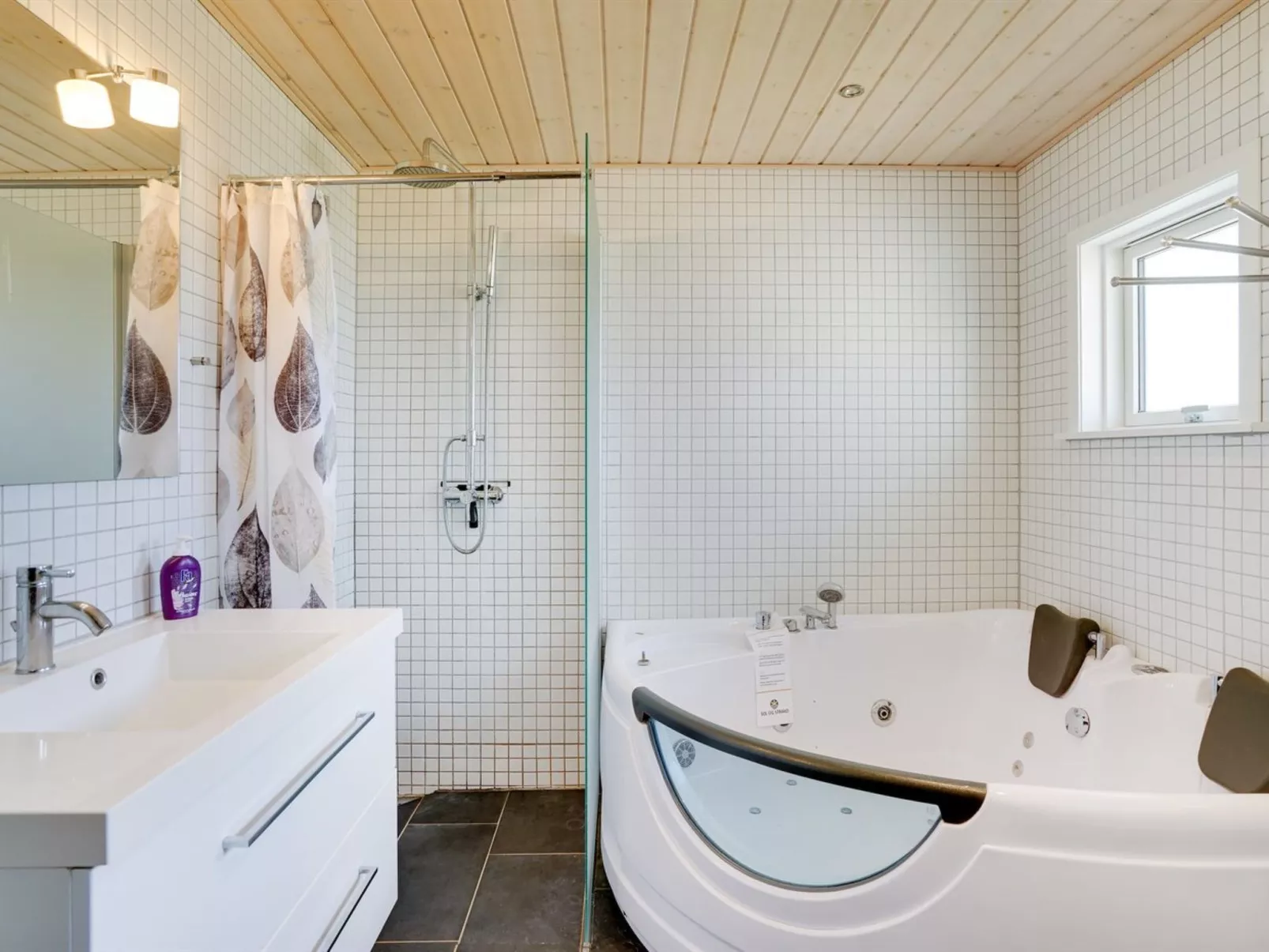 "Maira" - 150m from the sea-Drinnen