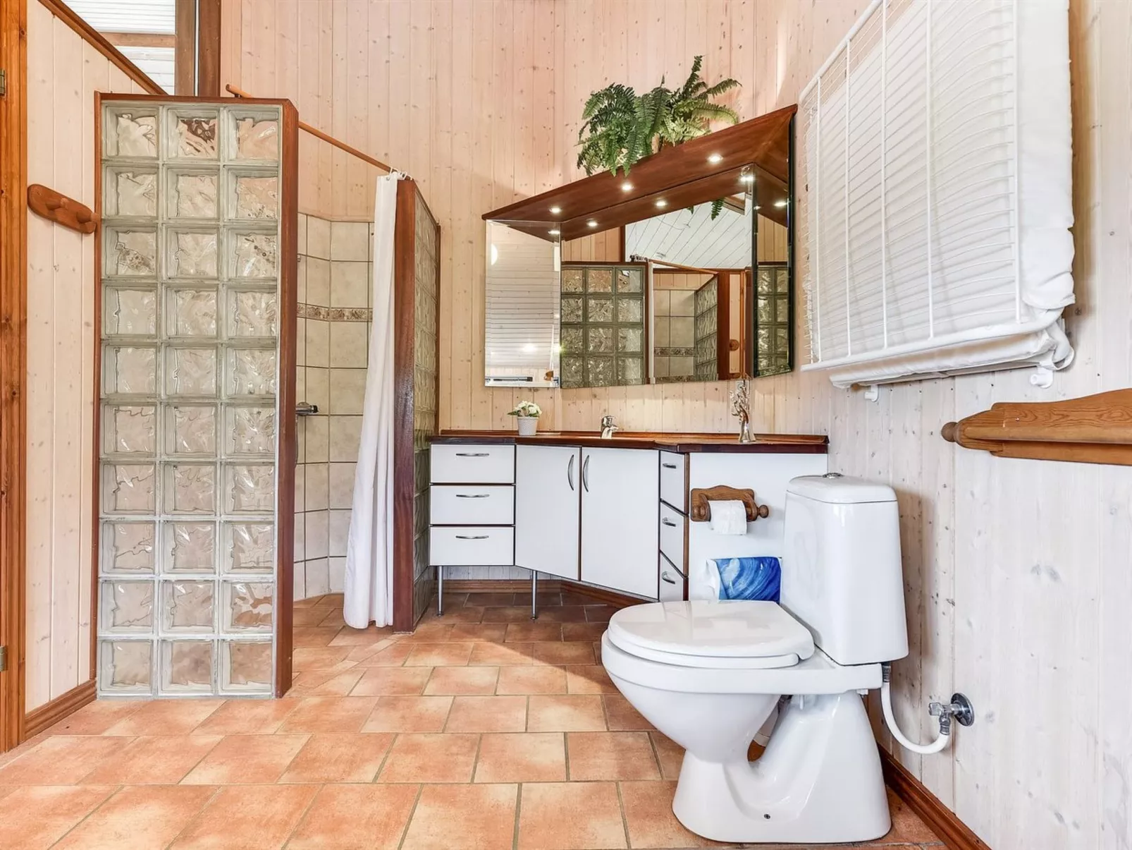 "Mervi" - 300m to the fjord-Dedans