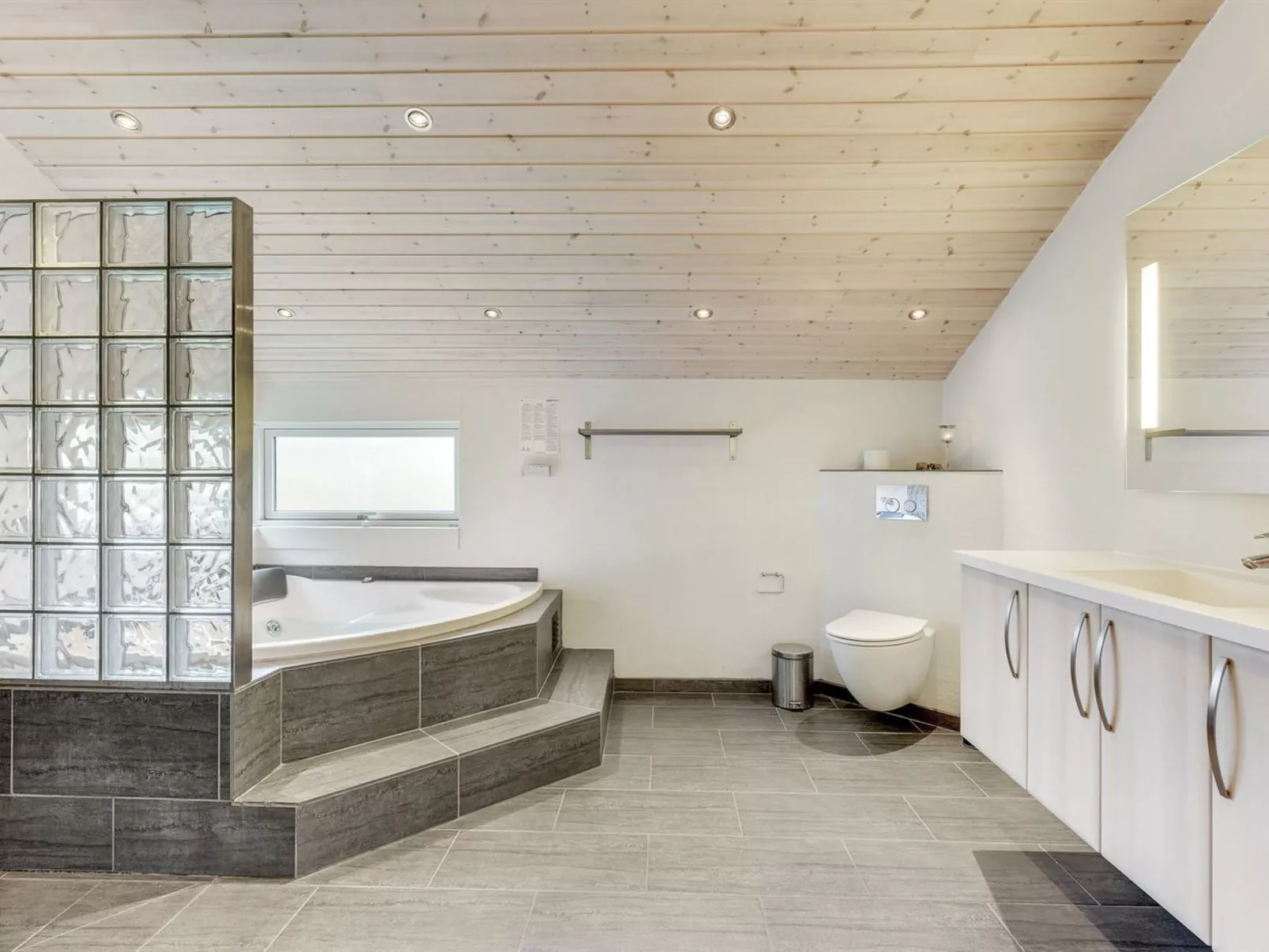 "Nani" - 900m from the sea-Inside