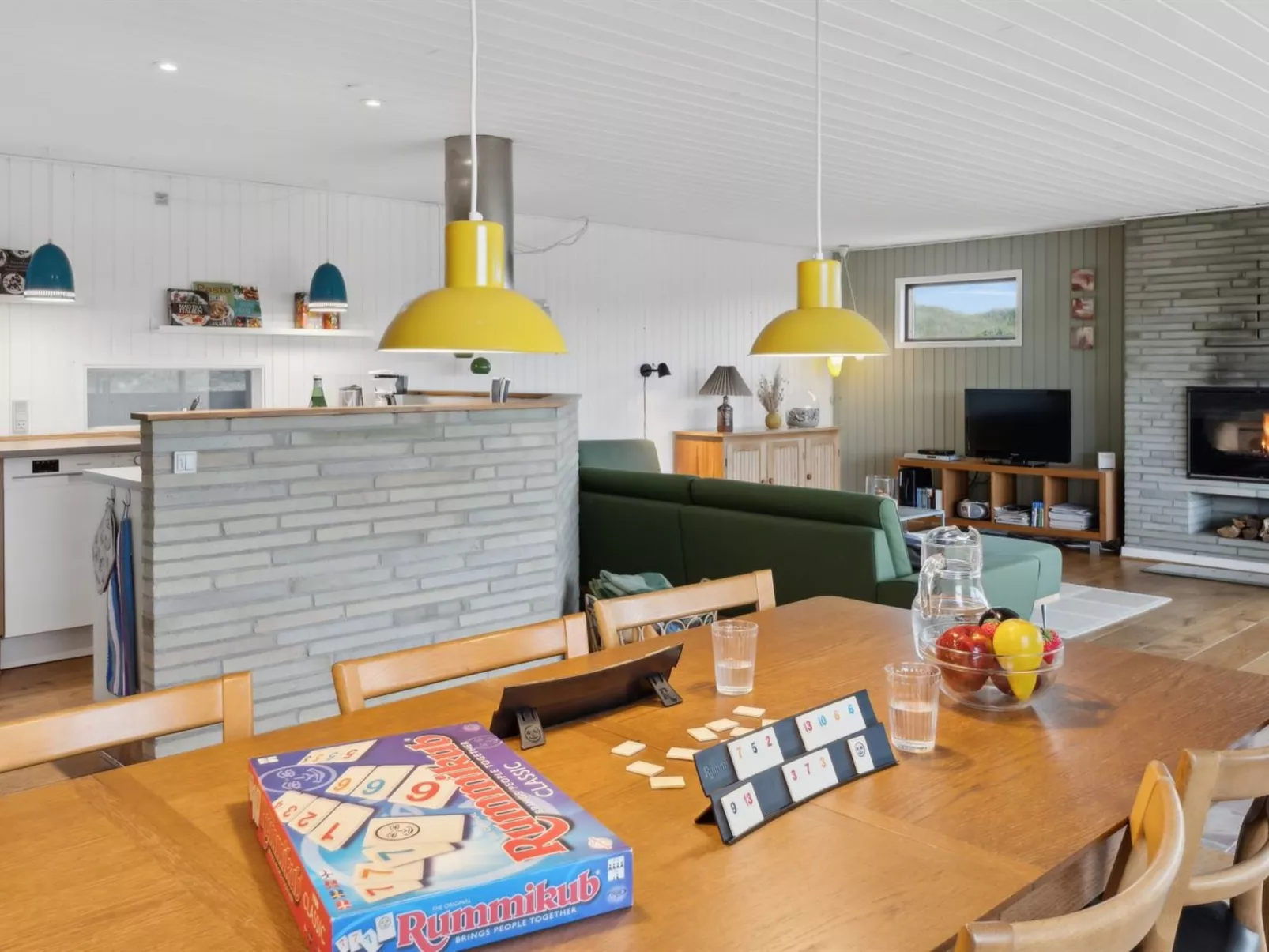 "Jobst" - 150m from the sea-Drinnen