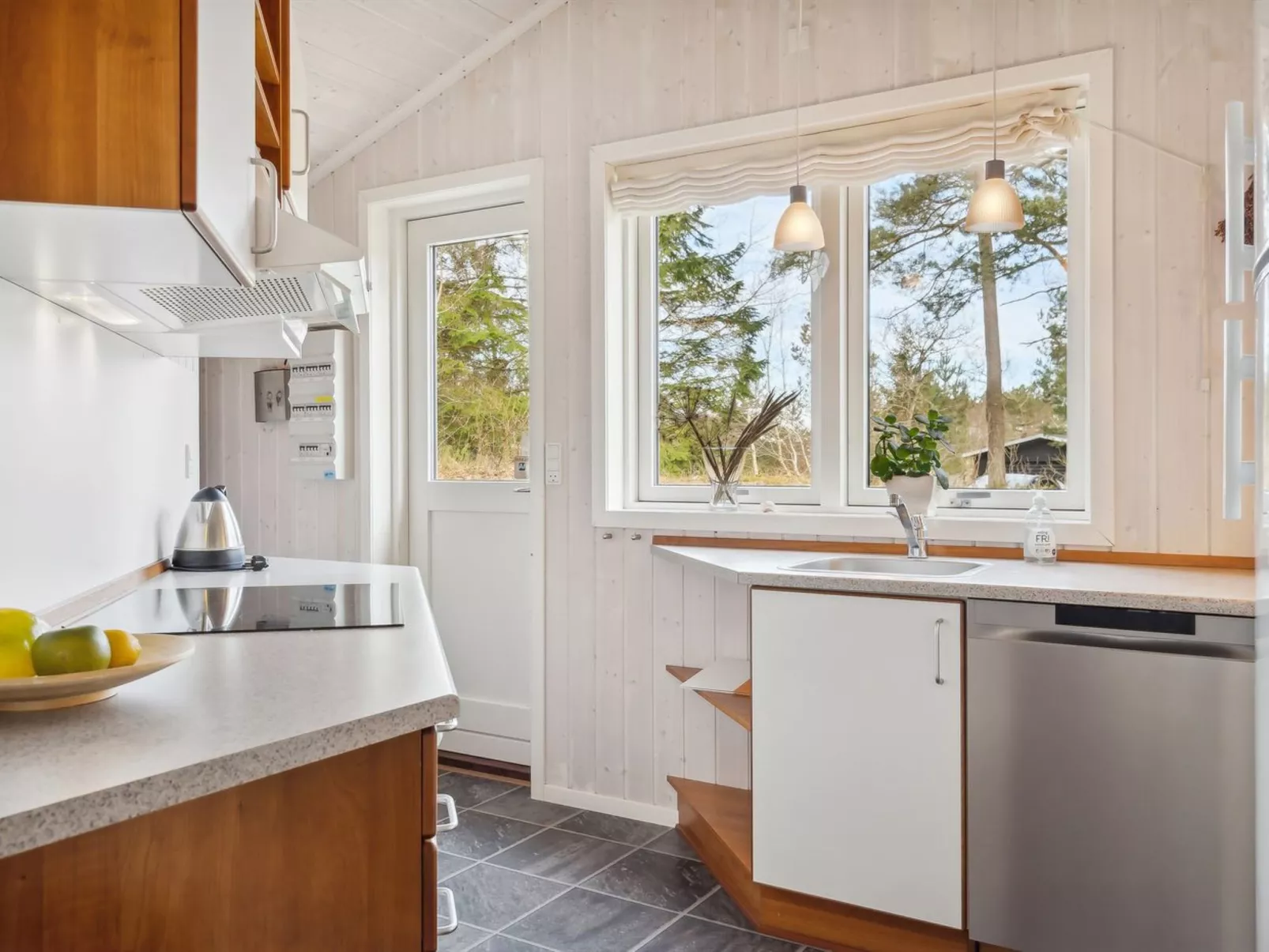 "Ros" - 350m from the sea-Inside