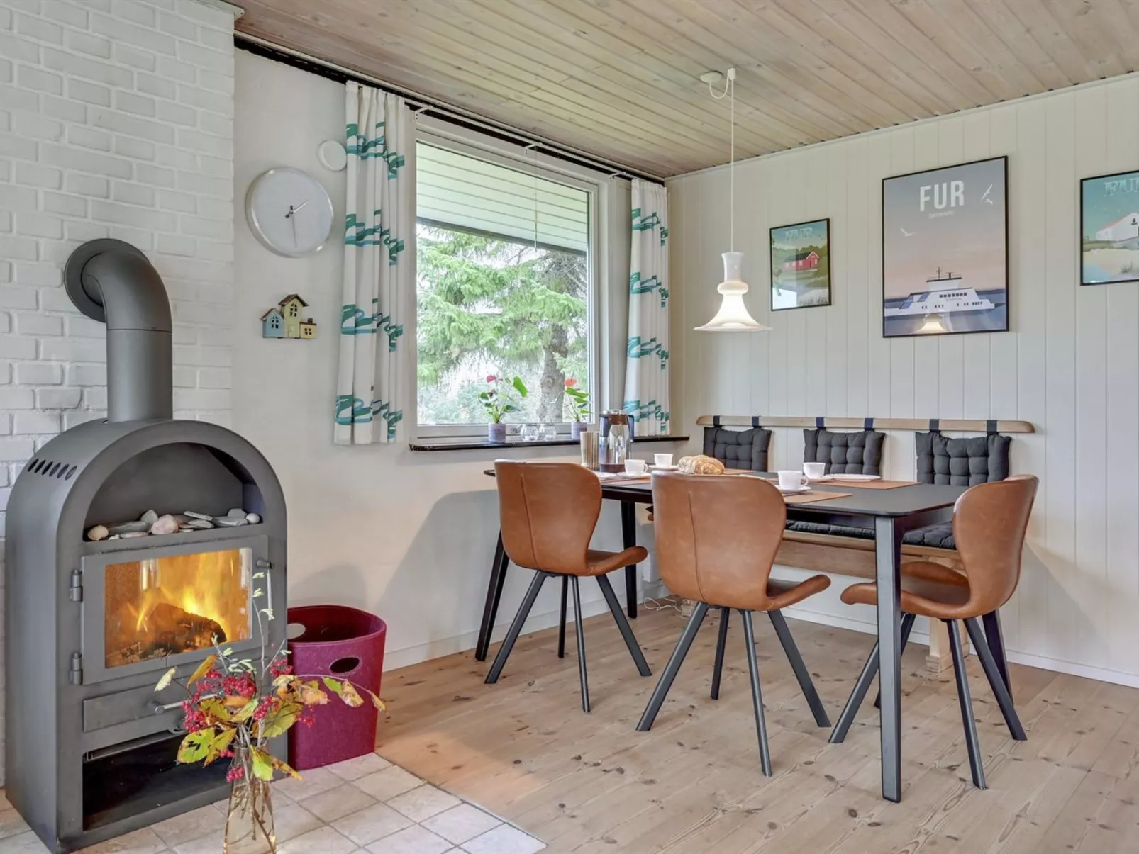 "Kaleva" - 200m to the fjord-Drinnen