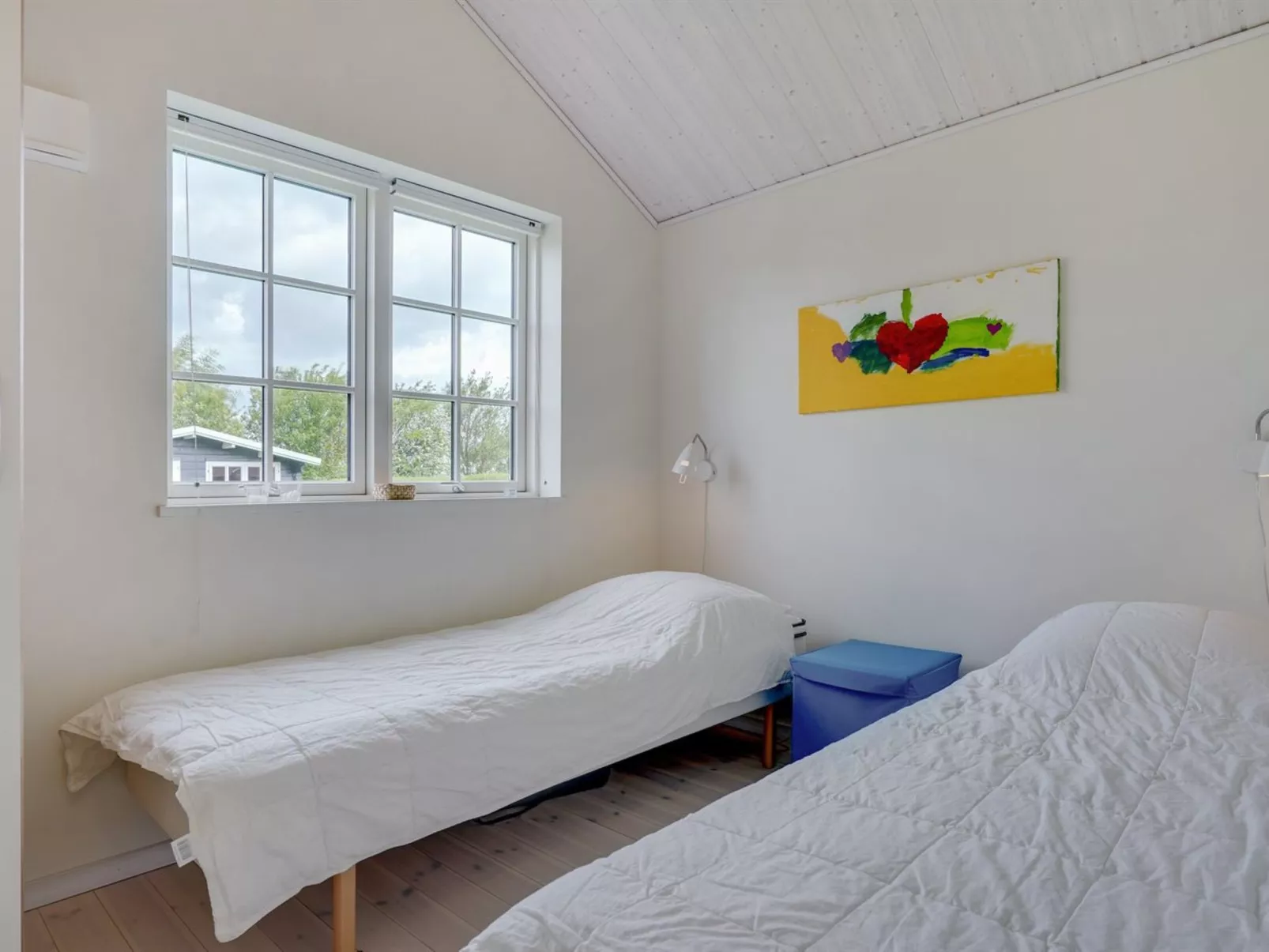 "Hathulf" - 700m from the sea-Inside