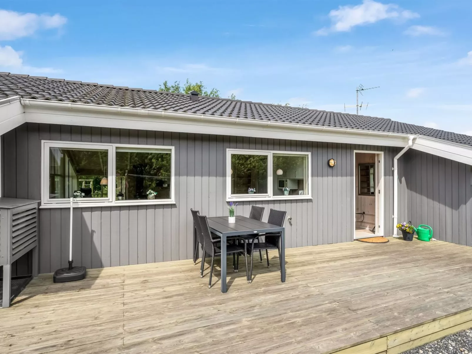 "Karlsefni" - 600m to the fjord-Outside