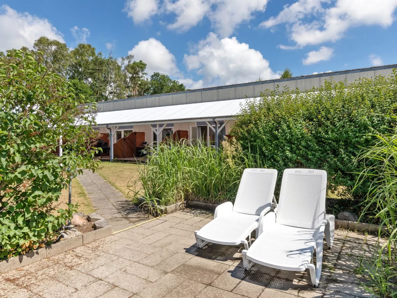 "Melita" - 300m from the sea-Outside