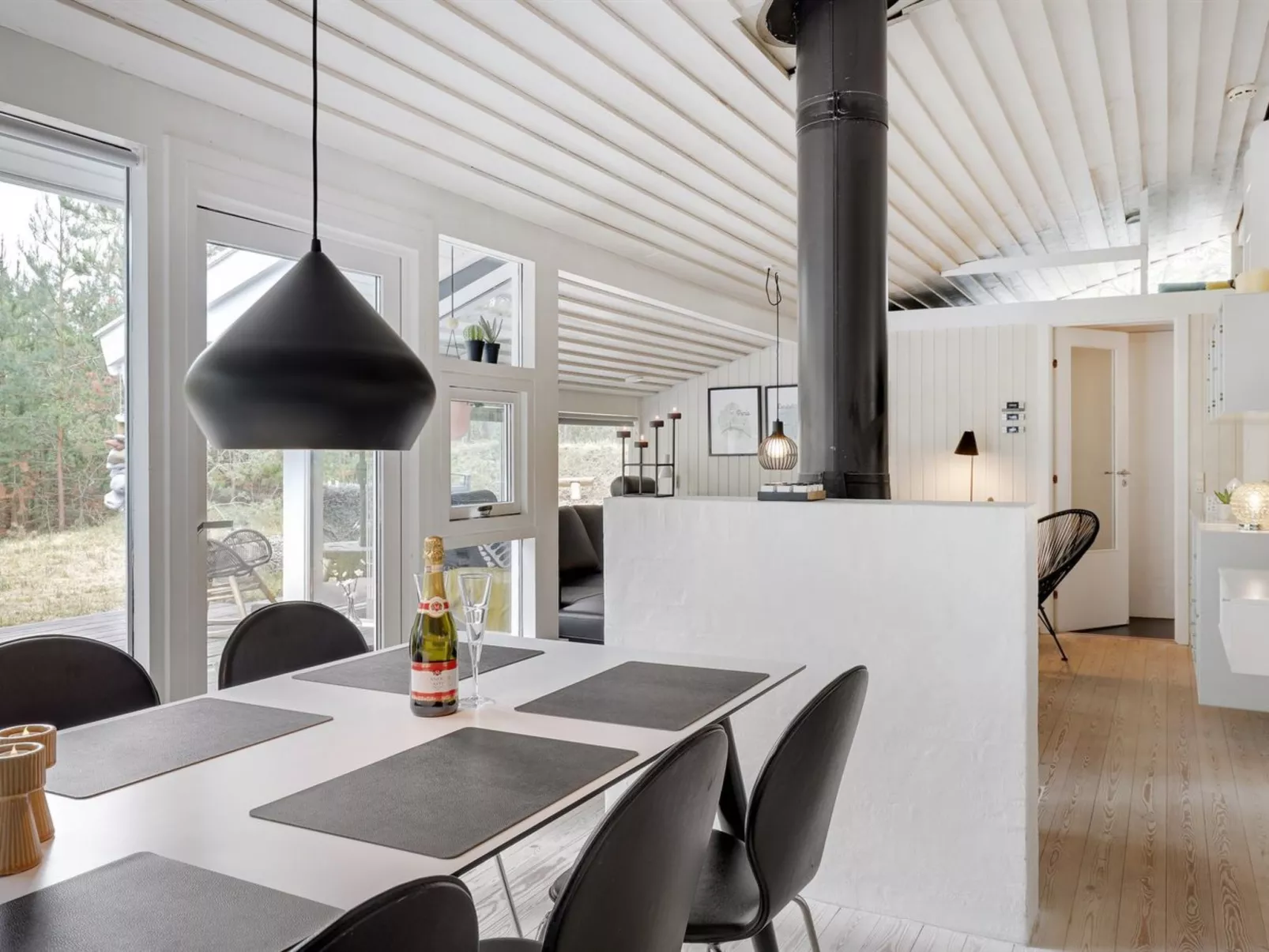 "Dagi" - 300m from the sea-Drinnen