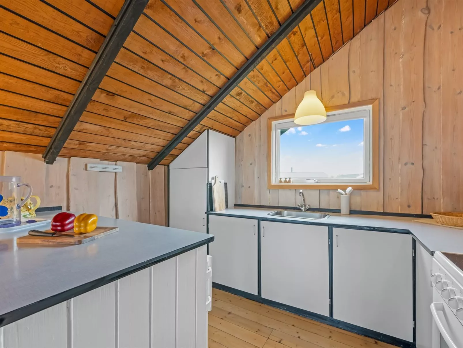 "Hildegart" -  from the sea-Drinnen