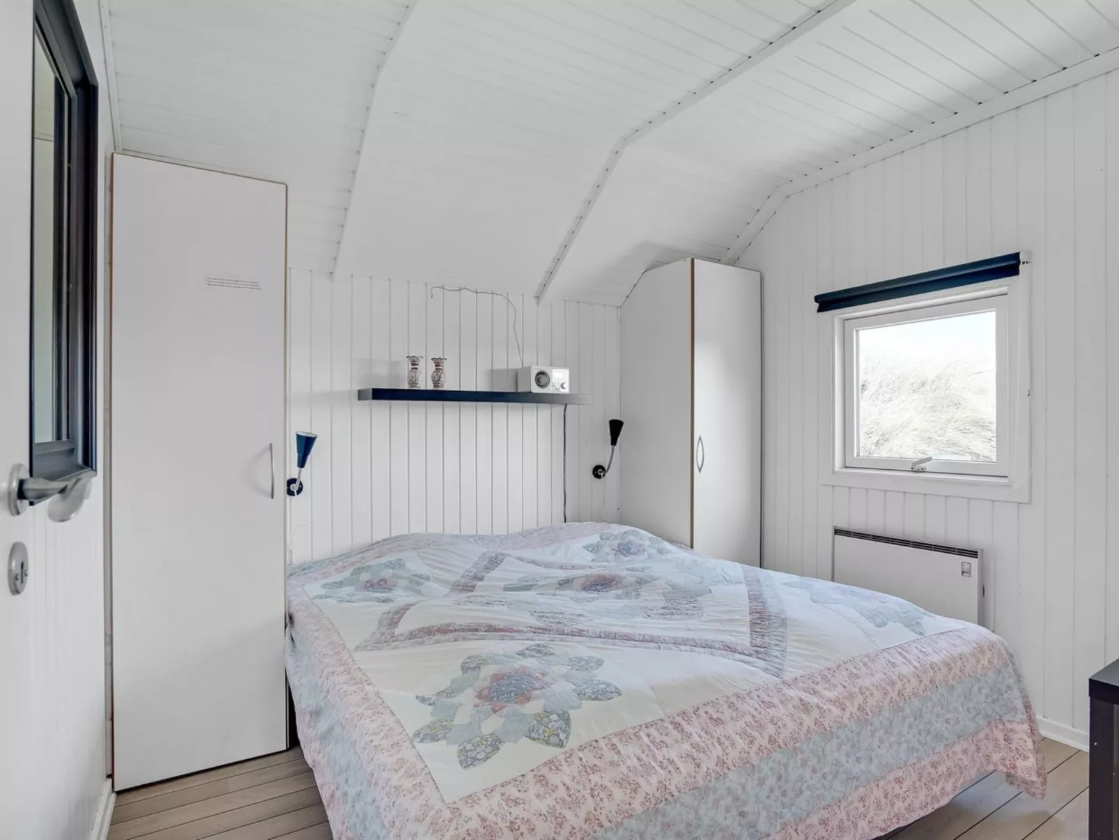 "Saku" - 495m to the fjord-Drinnen