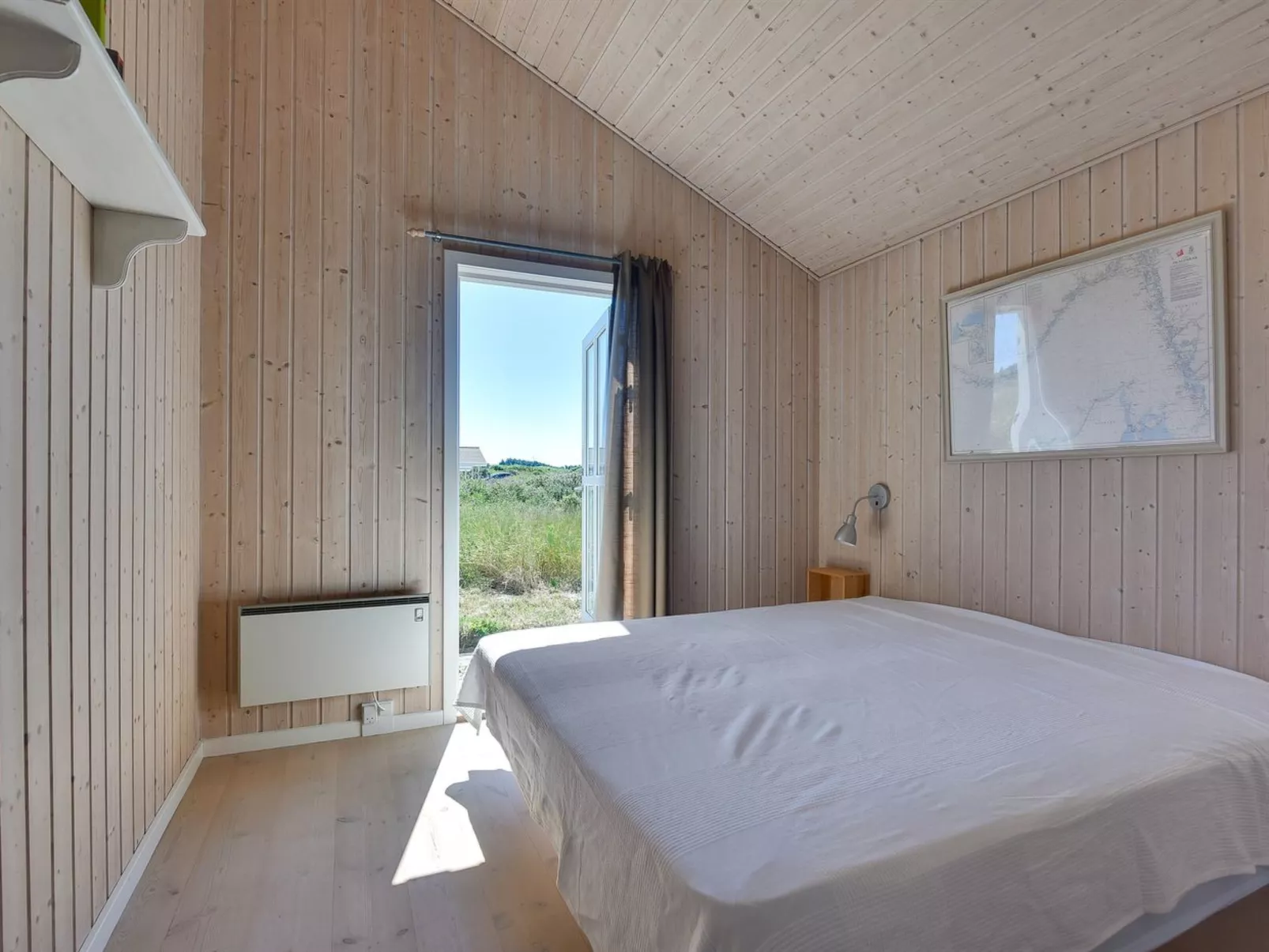 "Dorethea" - 300m from the sea-Inside