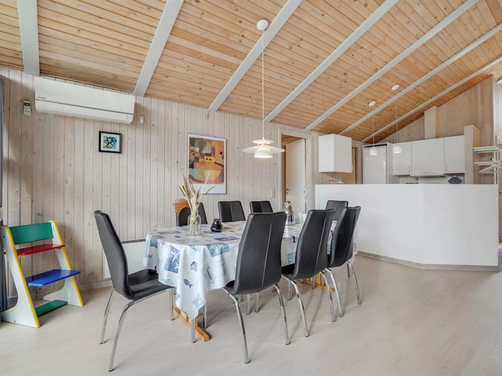 "Midja" - 800m from the sea-Inside