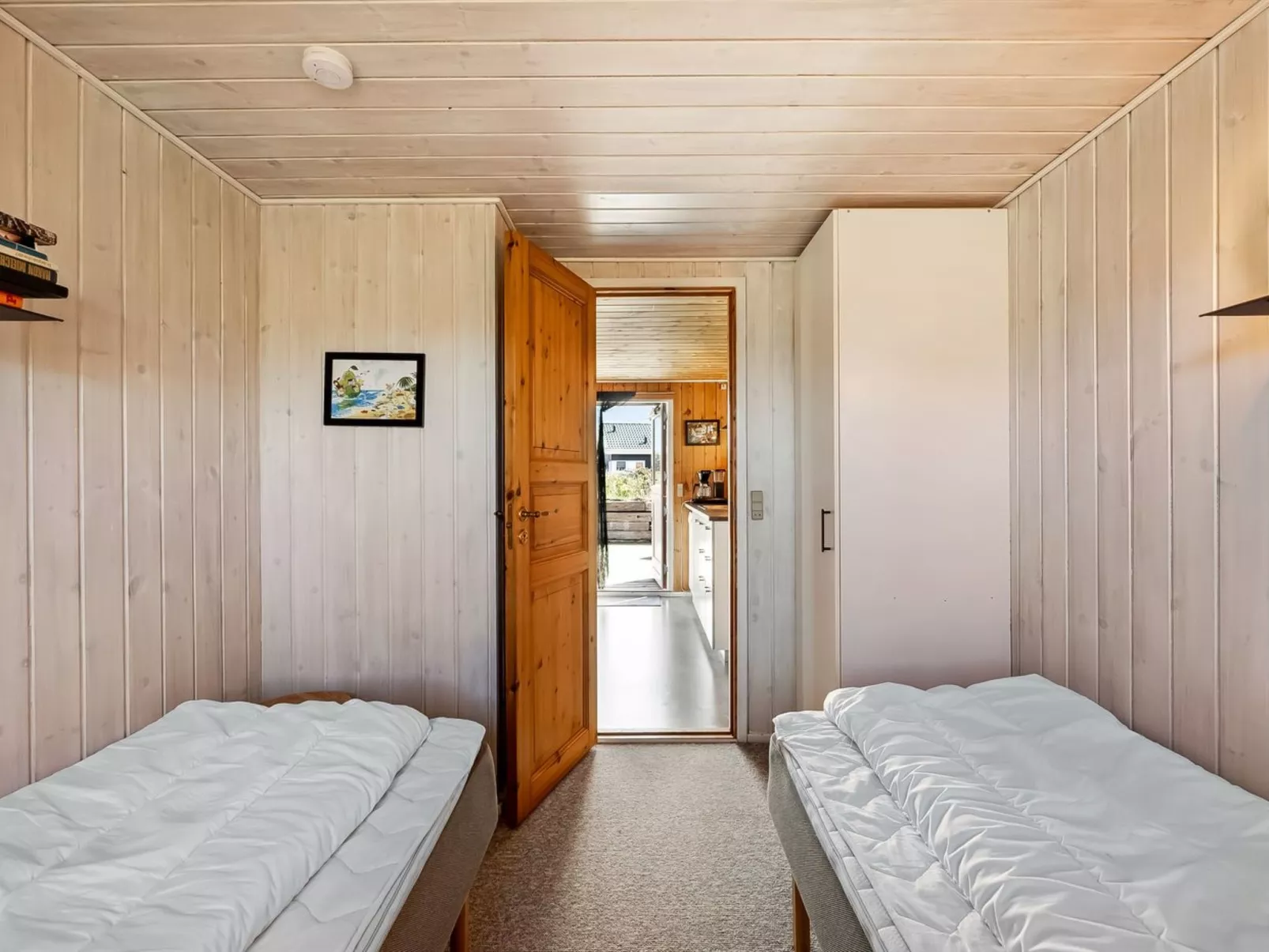 "Brigit" - 200m from the sea-Inside