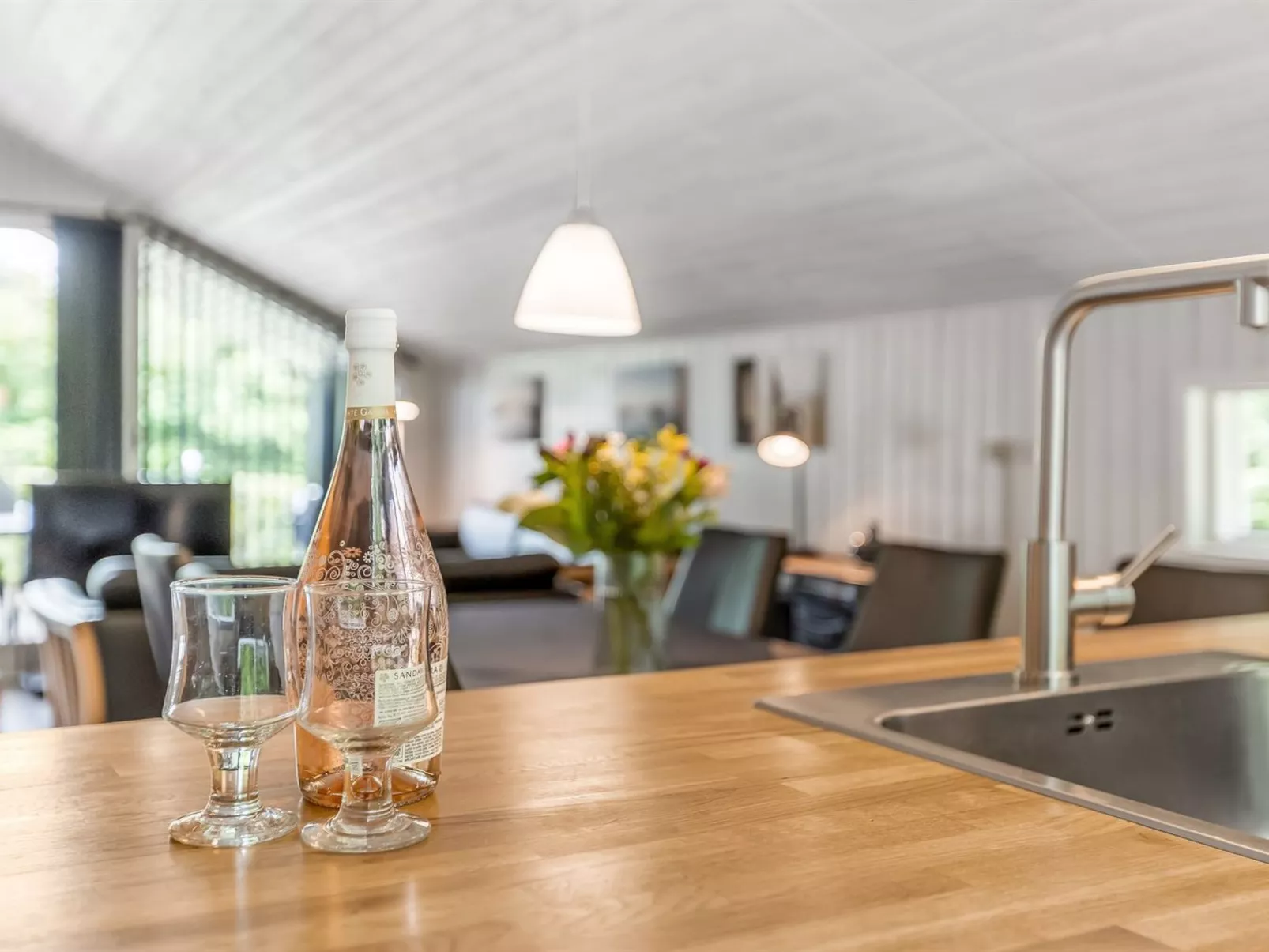 "Corinna" - 28km from the sea-Drinnen