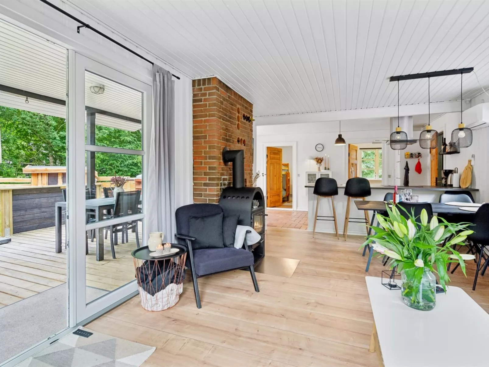 "Helghi" - 30km from the sea-Inside