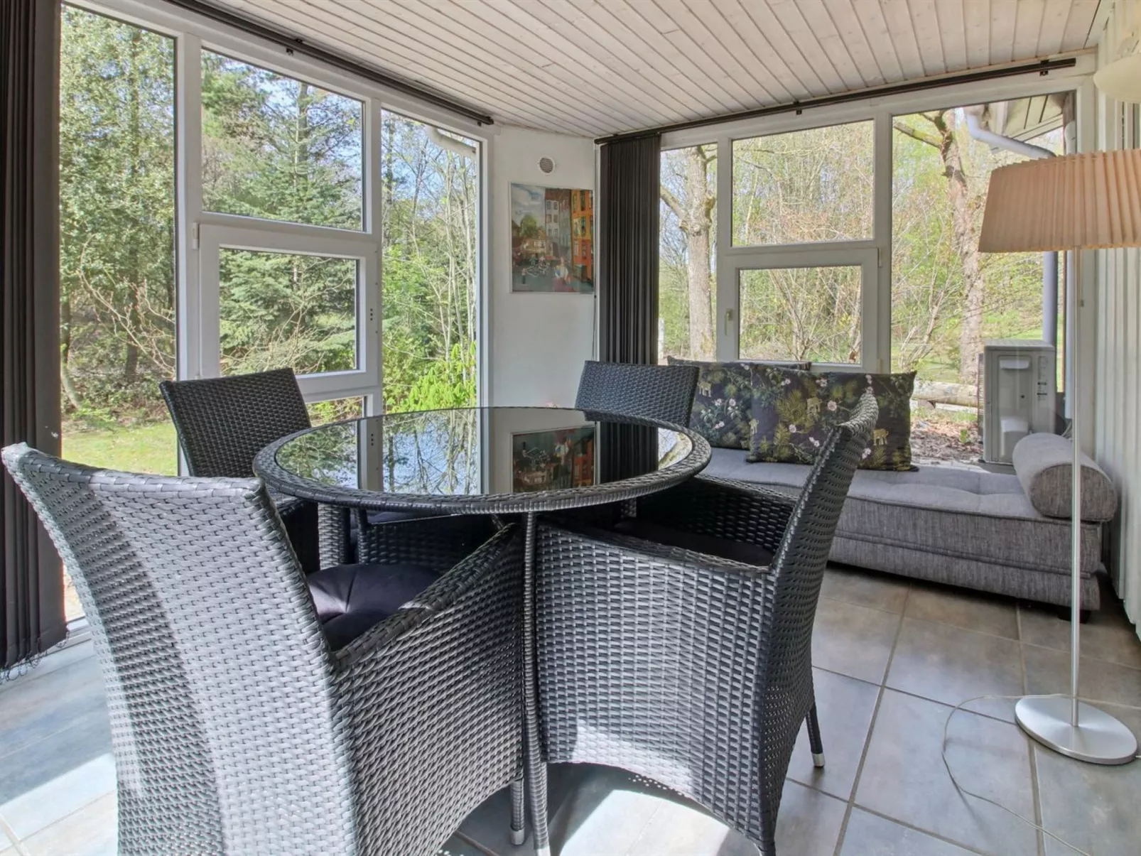 "Josina" - 32km from the sea-Dedans