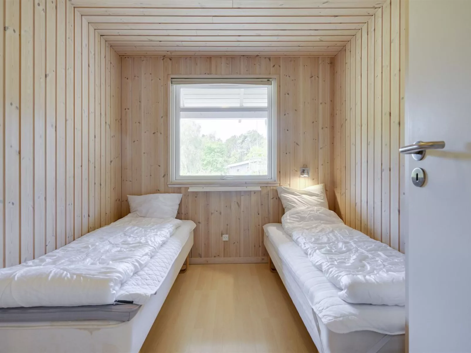 "Lottje" - 300m from the sea-Drinnen