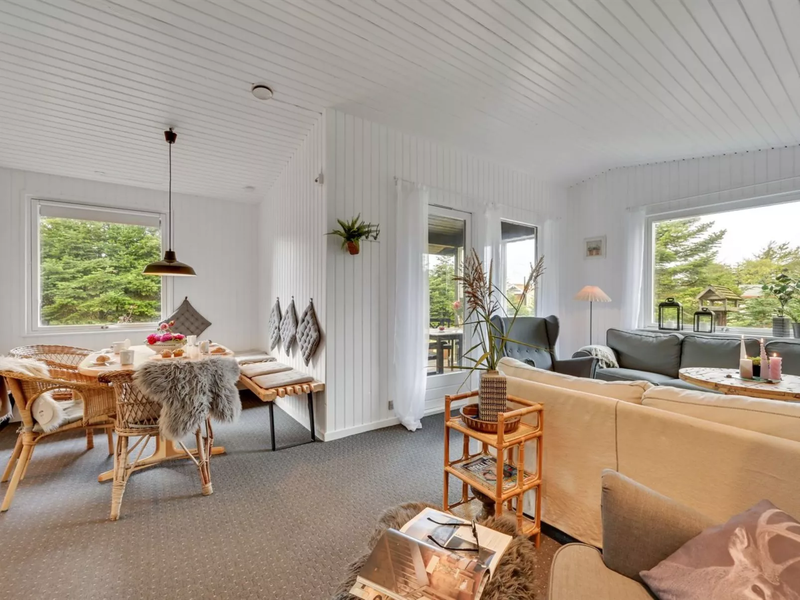 "Cristal" - 400m to the fjord-Inside