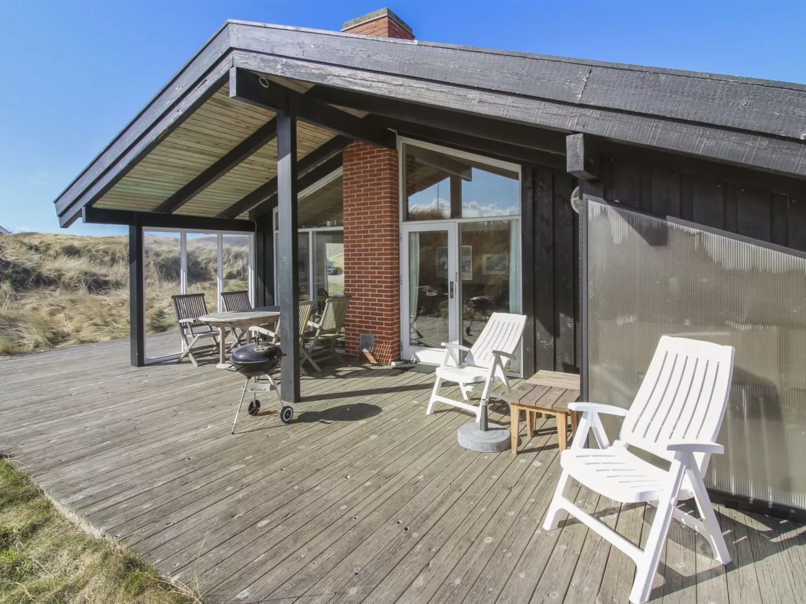 "Thenna" - 200m from the sea-Outside