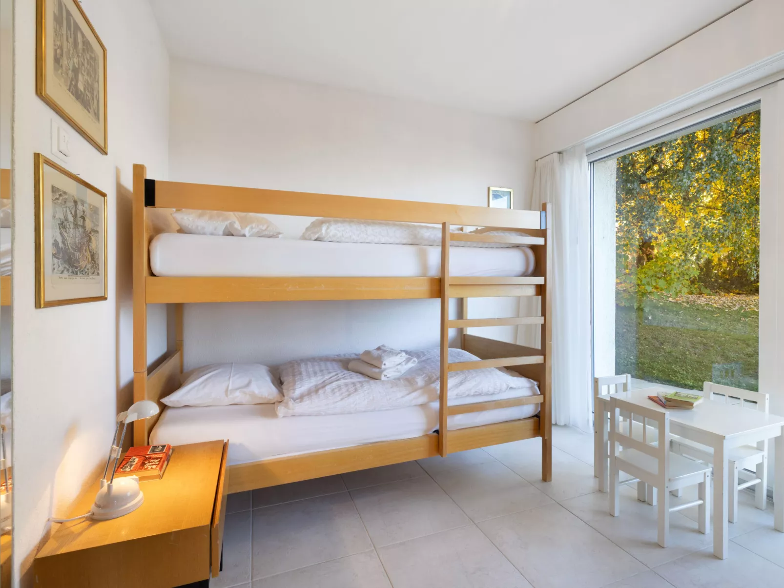 Marigny Dent-Blanche 9-8-Drinnen