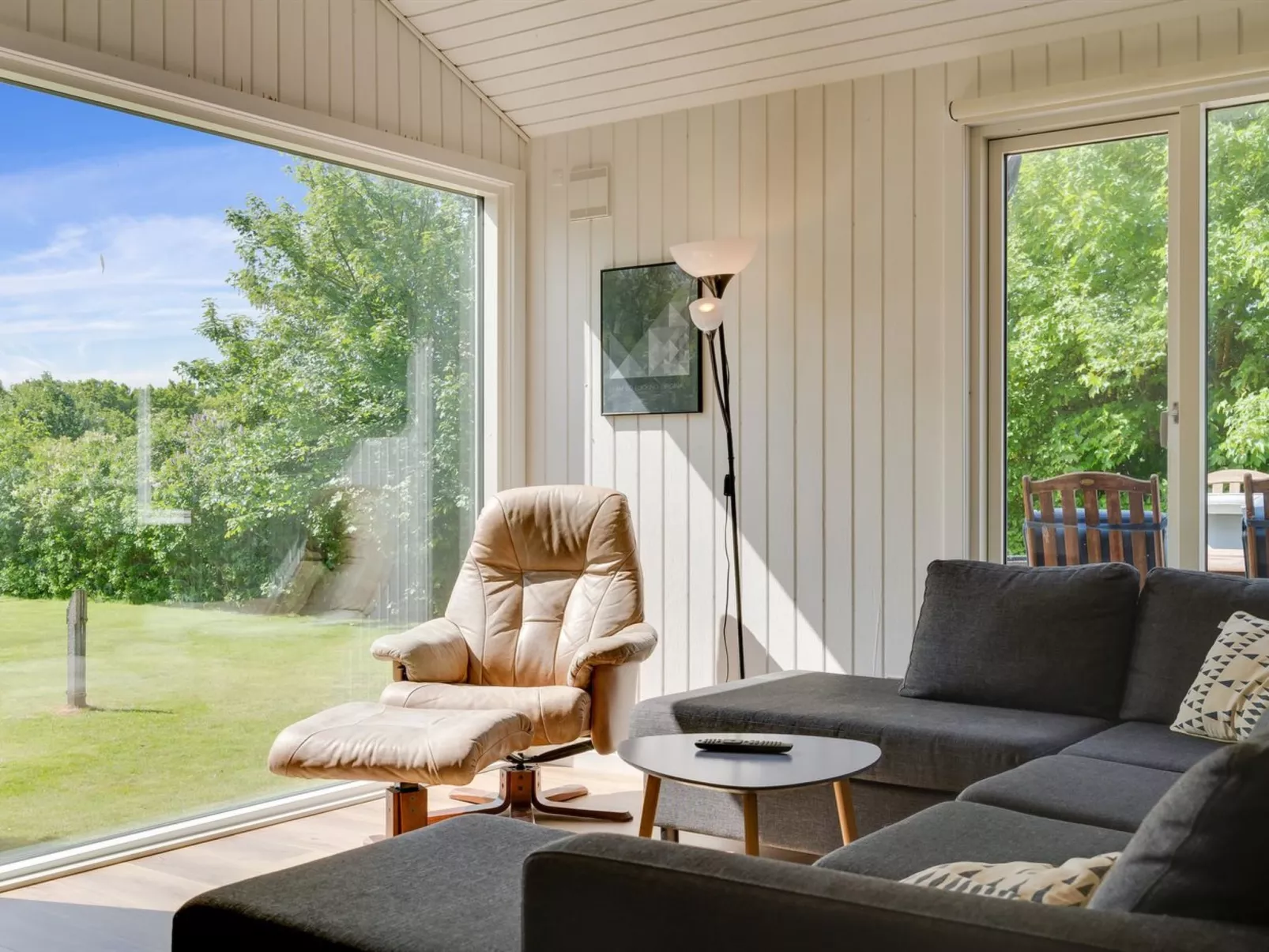 "Bjerne" - 250m to the fjord-Dedans