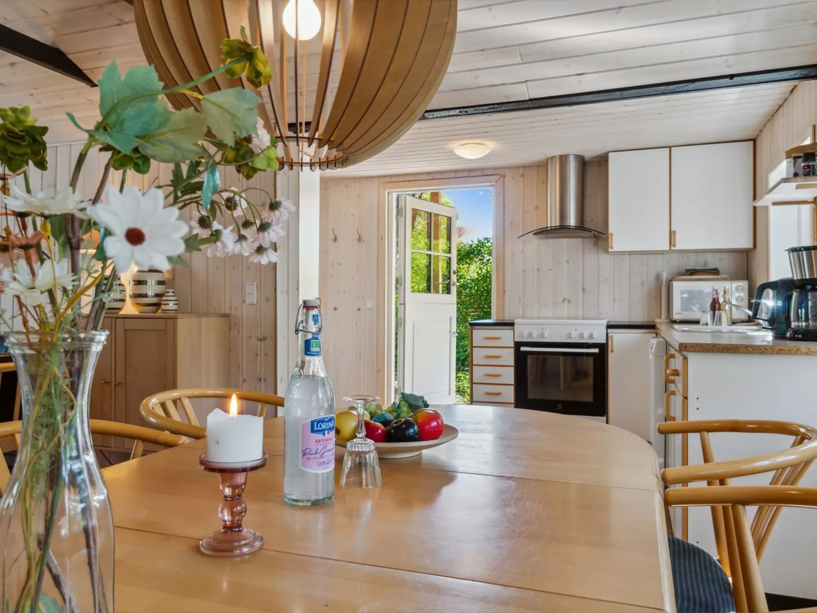 "Ilmari" - 150m from the sea-Dedans