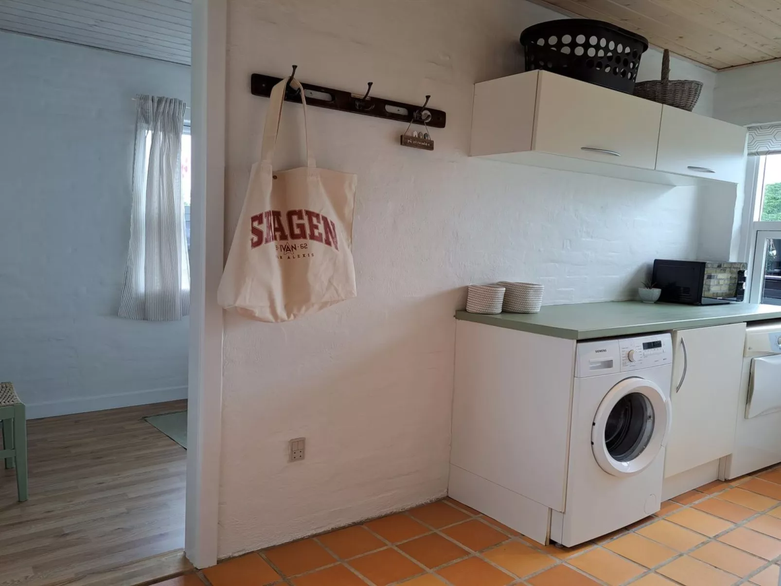 "Falk" - 900m from the sea-Inside