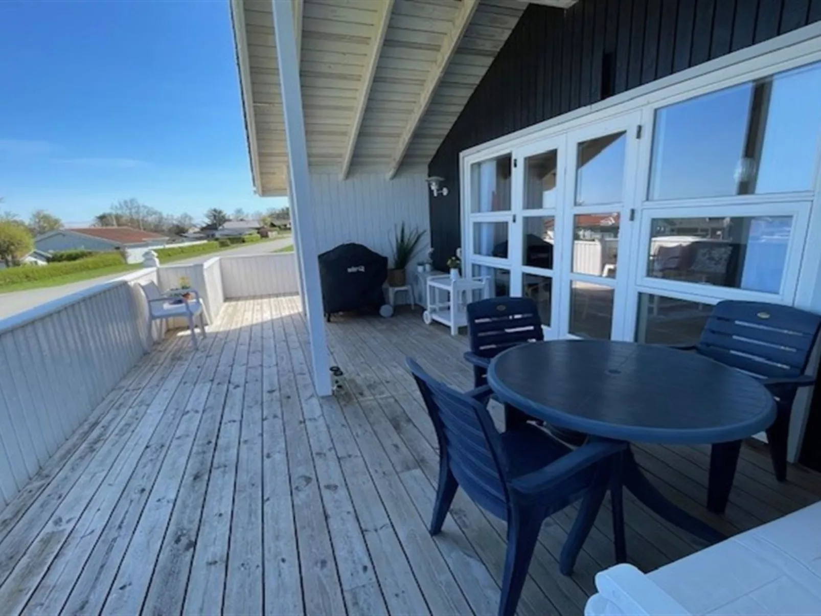 "Yvette" - 150m from the sea-Draußen