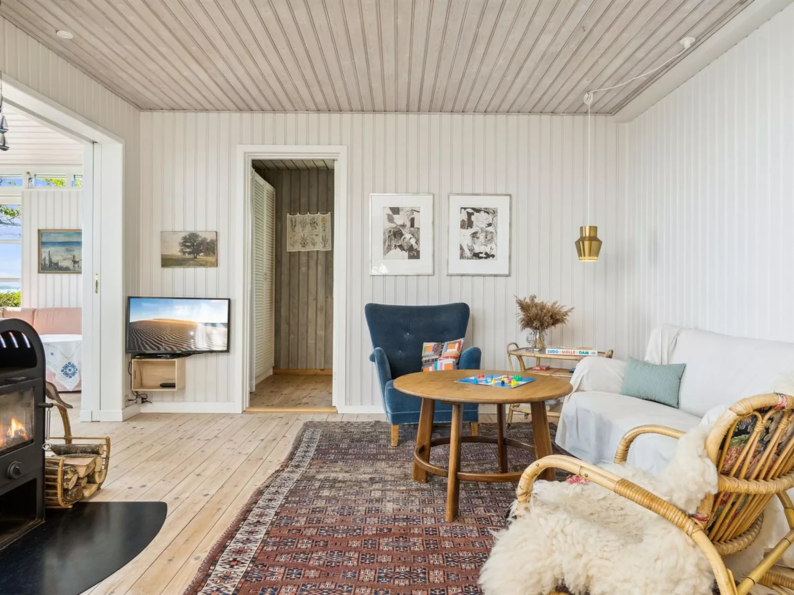 "Snari" - 10m from the sea-Drinnen