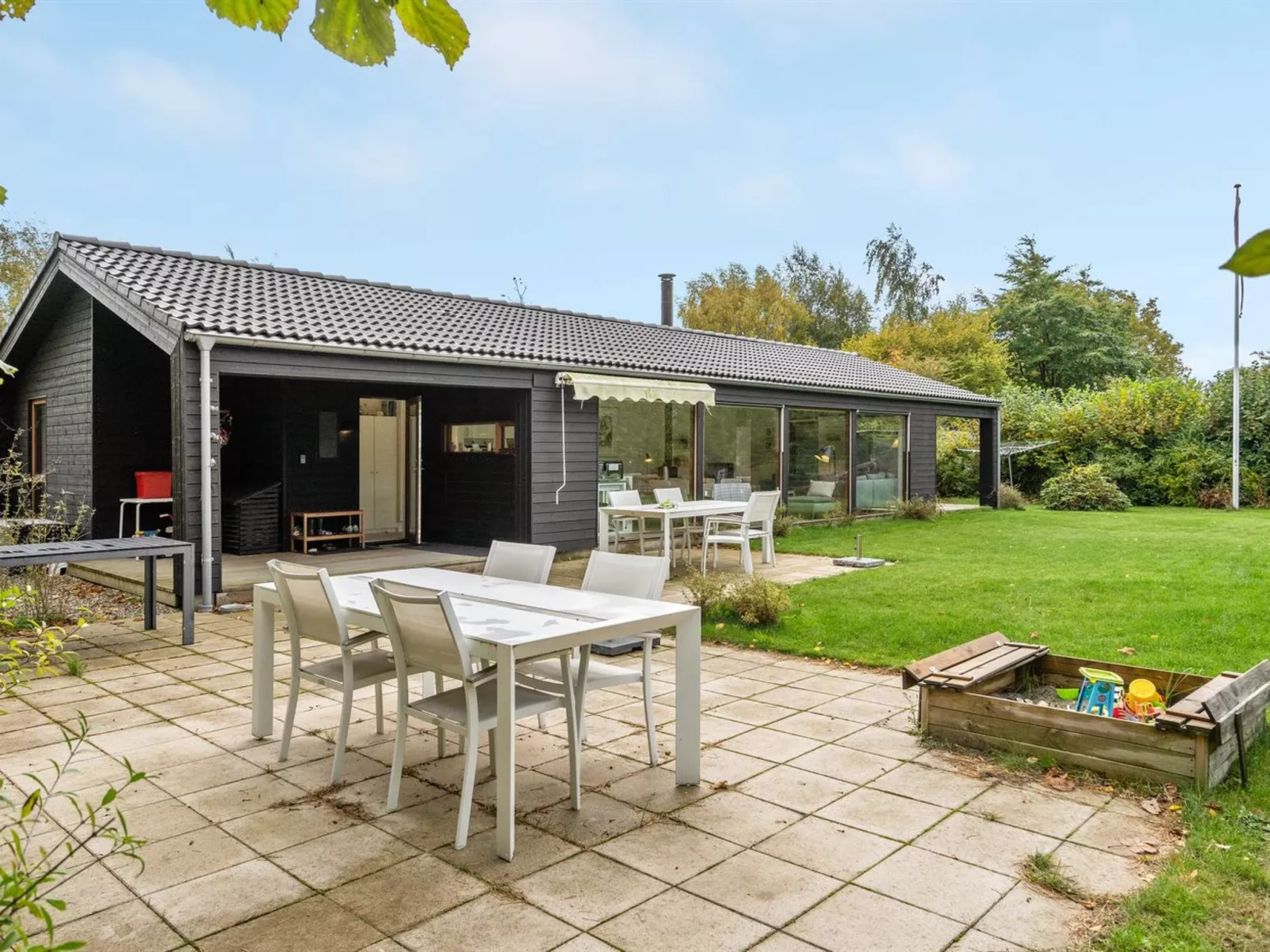 "Aino" - 1km from the sea-Dehors