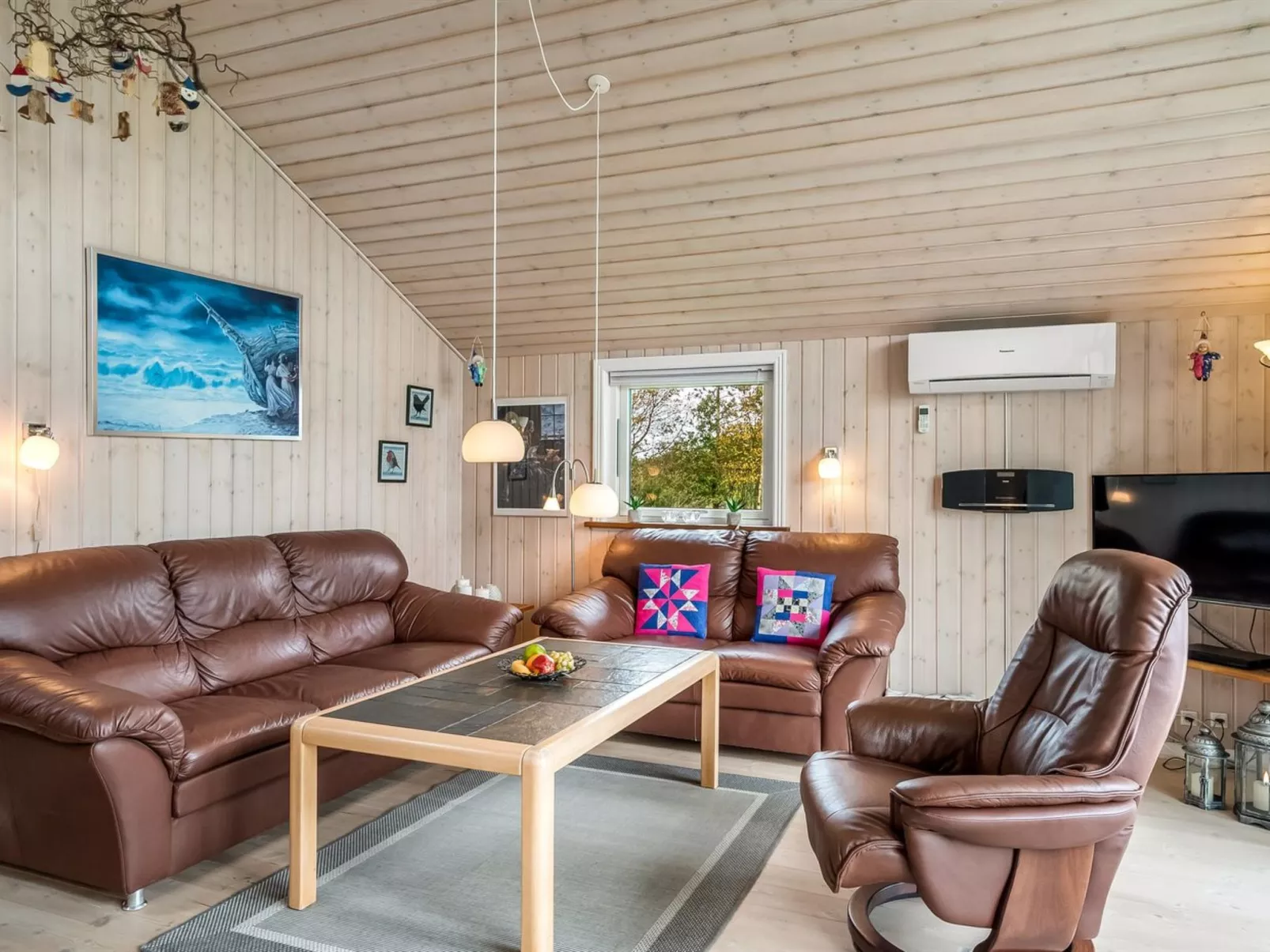 "Lillemor" - 800m to the fjord-Dedans