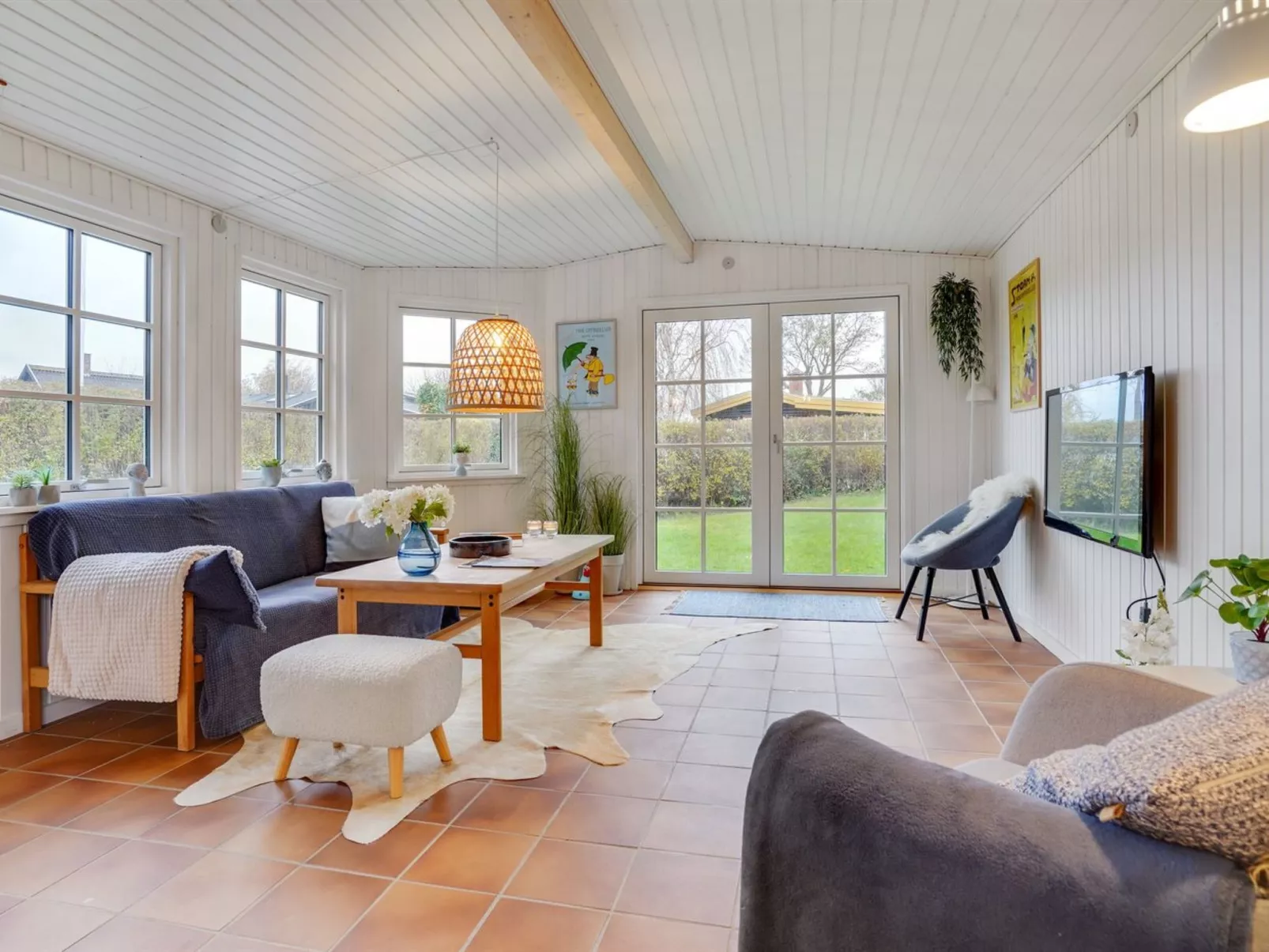 "Maybrit" - 50m from the sea-Dedans