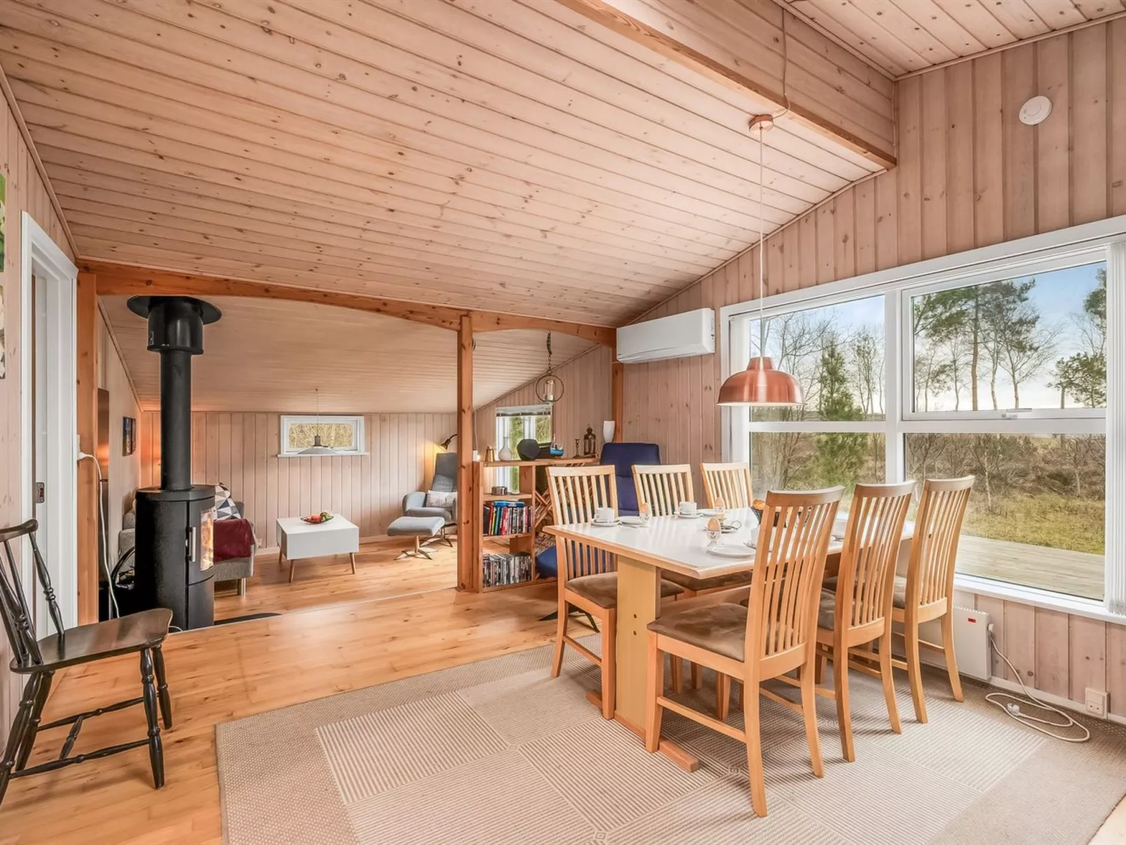 "Bosi" - 100m to the fjord-Inside