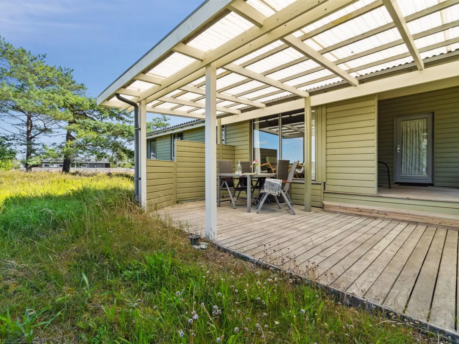 "Alwine" - 250m from the sea-Outside