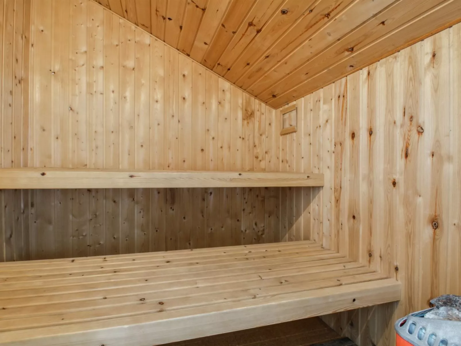 "Frellef" - 491m from the sea-Inside