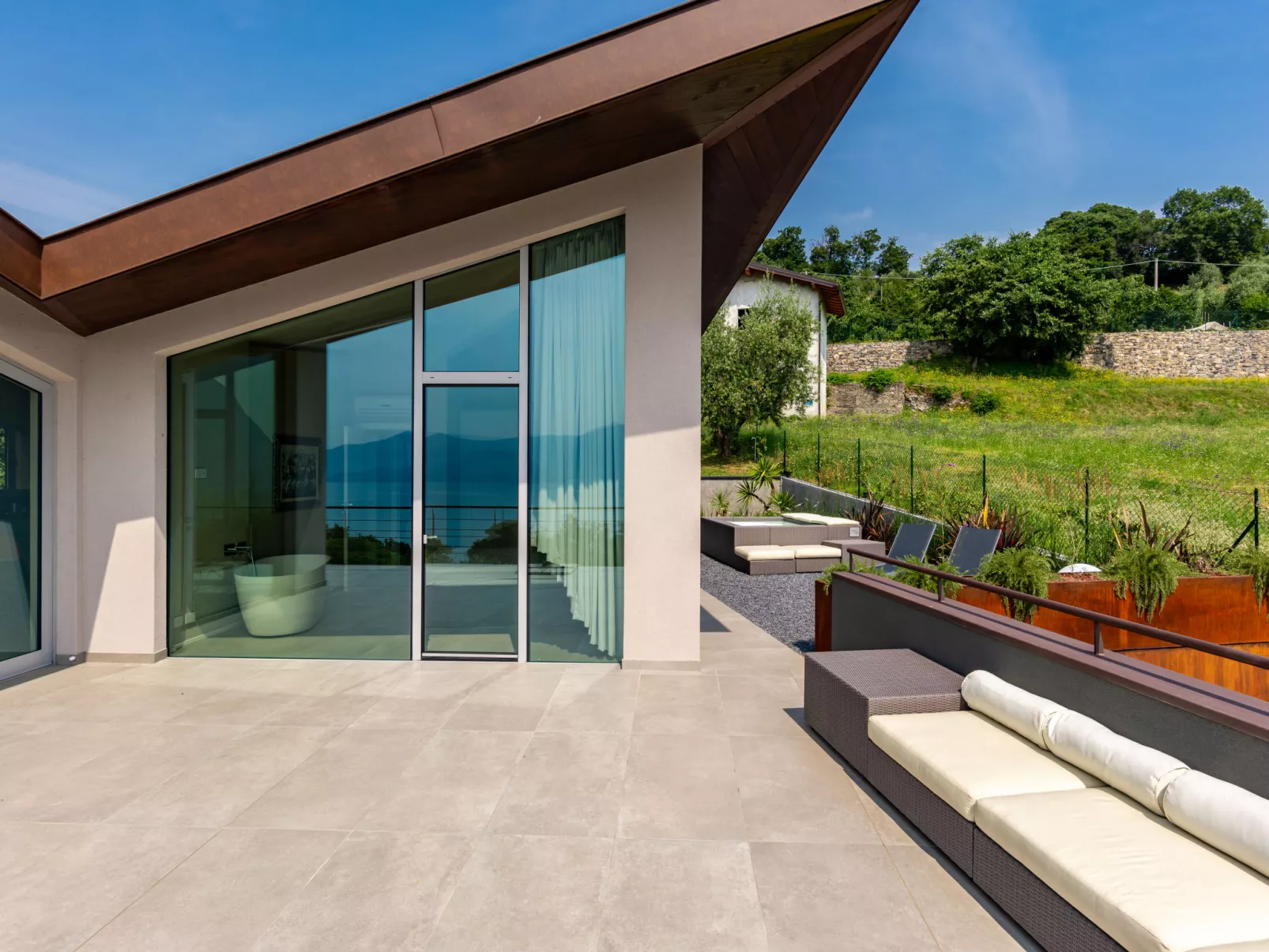 Villa Gau'-Outside