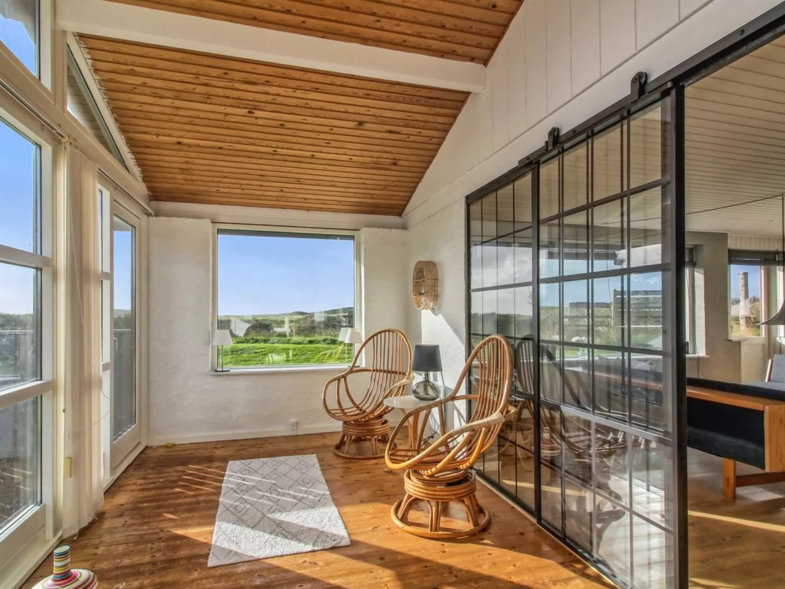 "Skyler" - 400m from the sea-Dedans