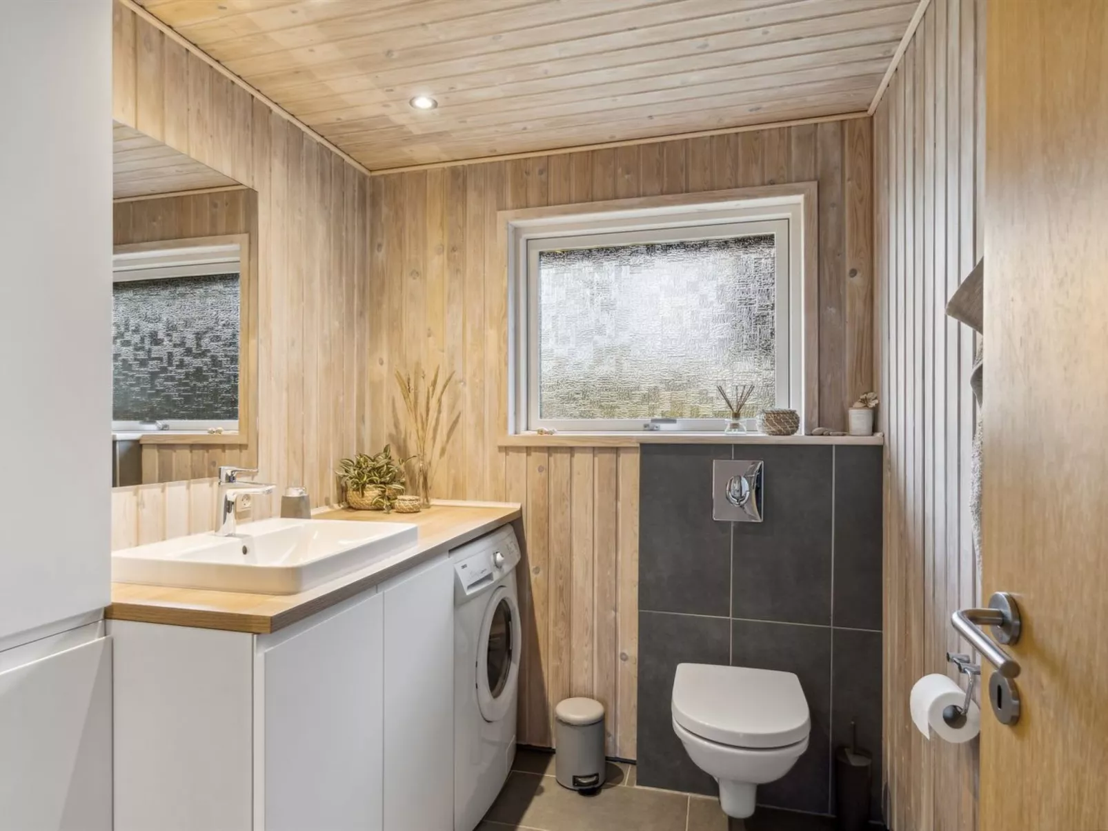 "Anbritt" - 1km from the sea-Drinnen