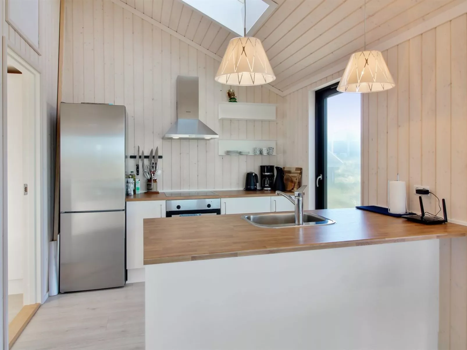 "Auno" - 140m from the sea-Drinnen