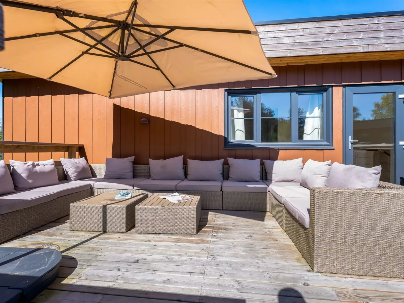 "Bjarka" - 700m from the sea-Dehors