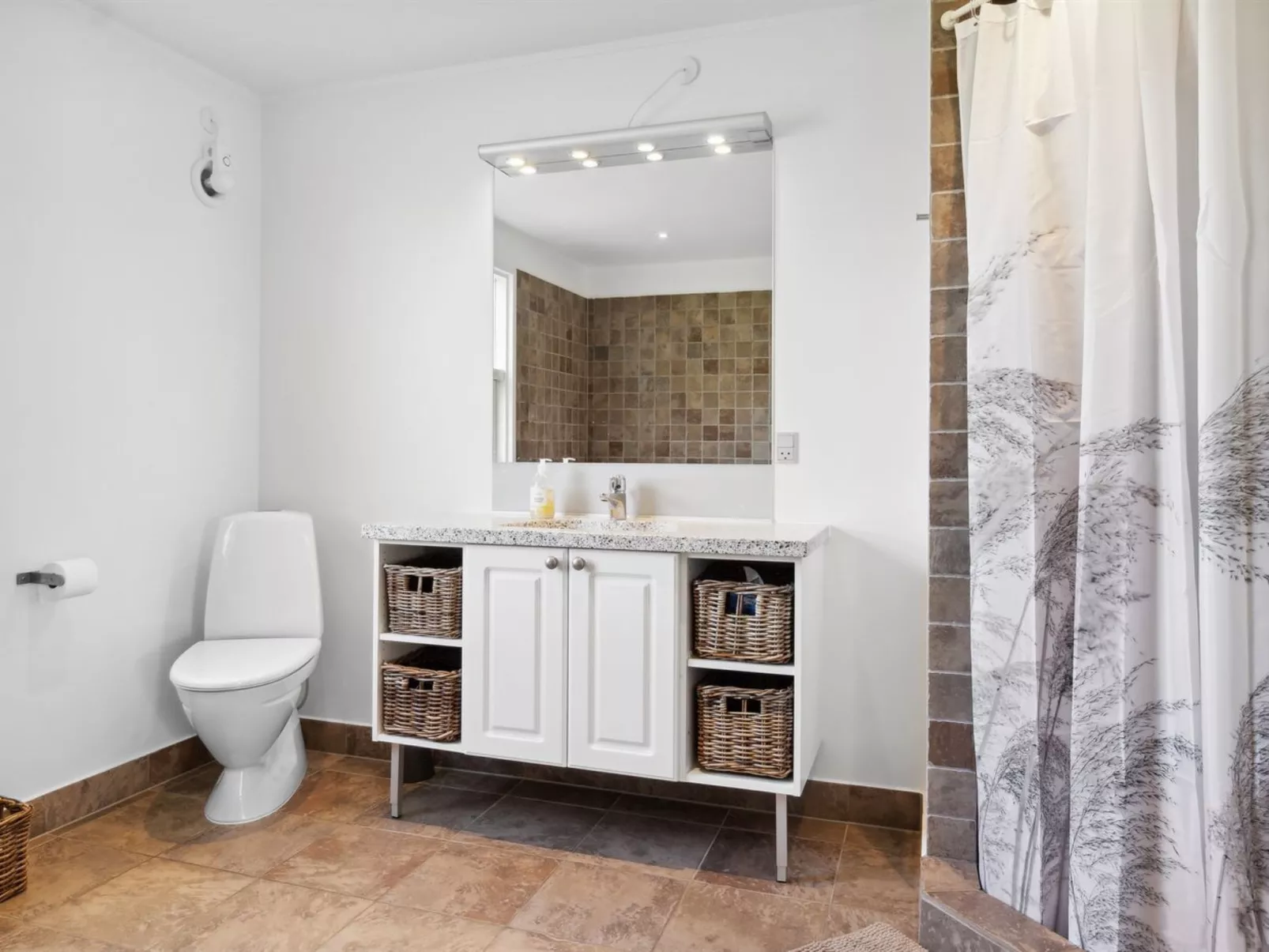 "Elmo" - 800m from the sea-Dedans