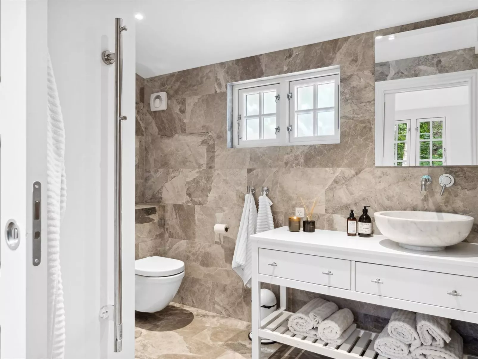 "Torben" - 750m from the sea-Inside