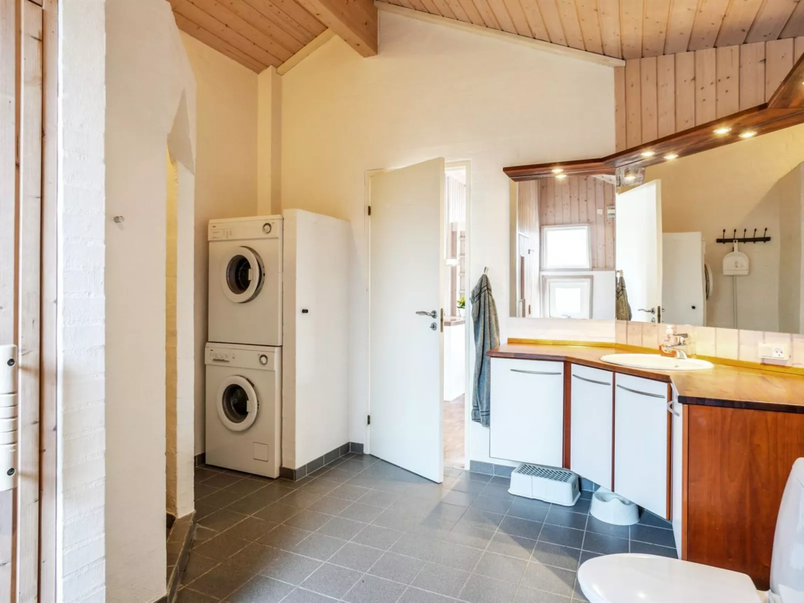 "Franzisca" - 700m from the sea-Dedans