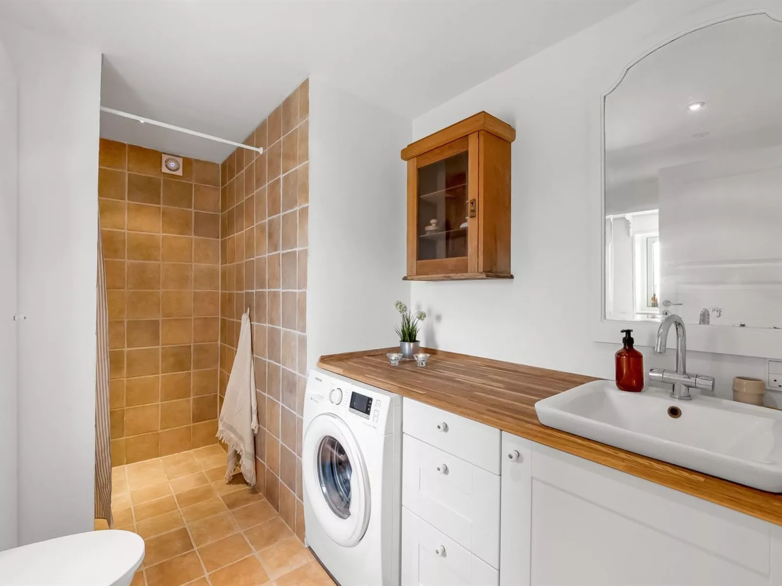 "Hermine" -  from the sea-Inside