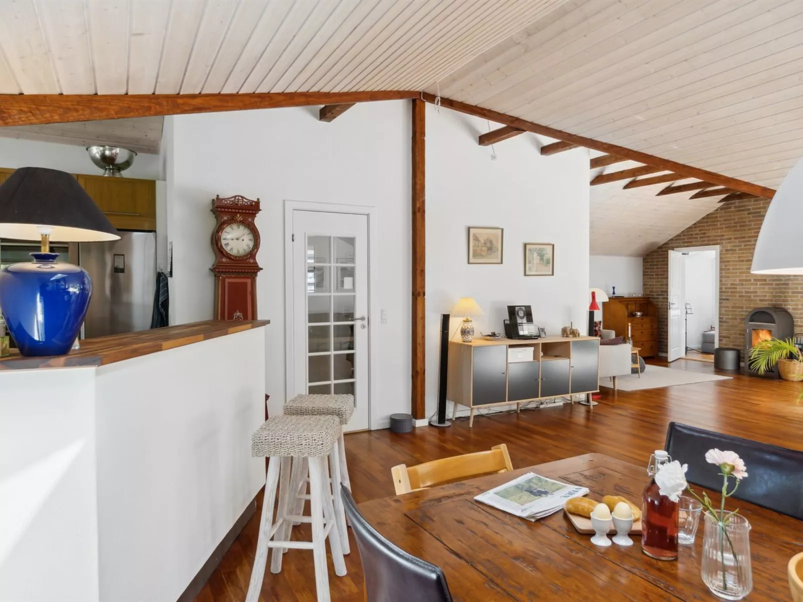 "Amina" - 1.1km from the sea-Inside