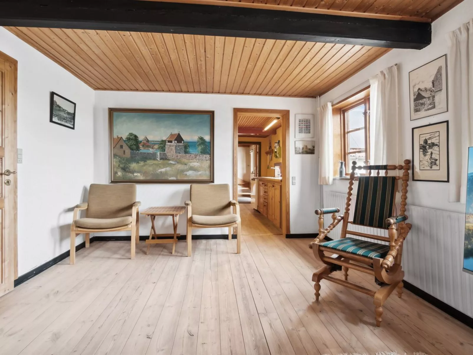 "Helmer" - 3km from the sea-Inside