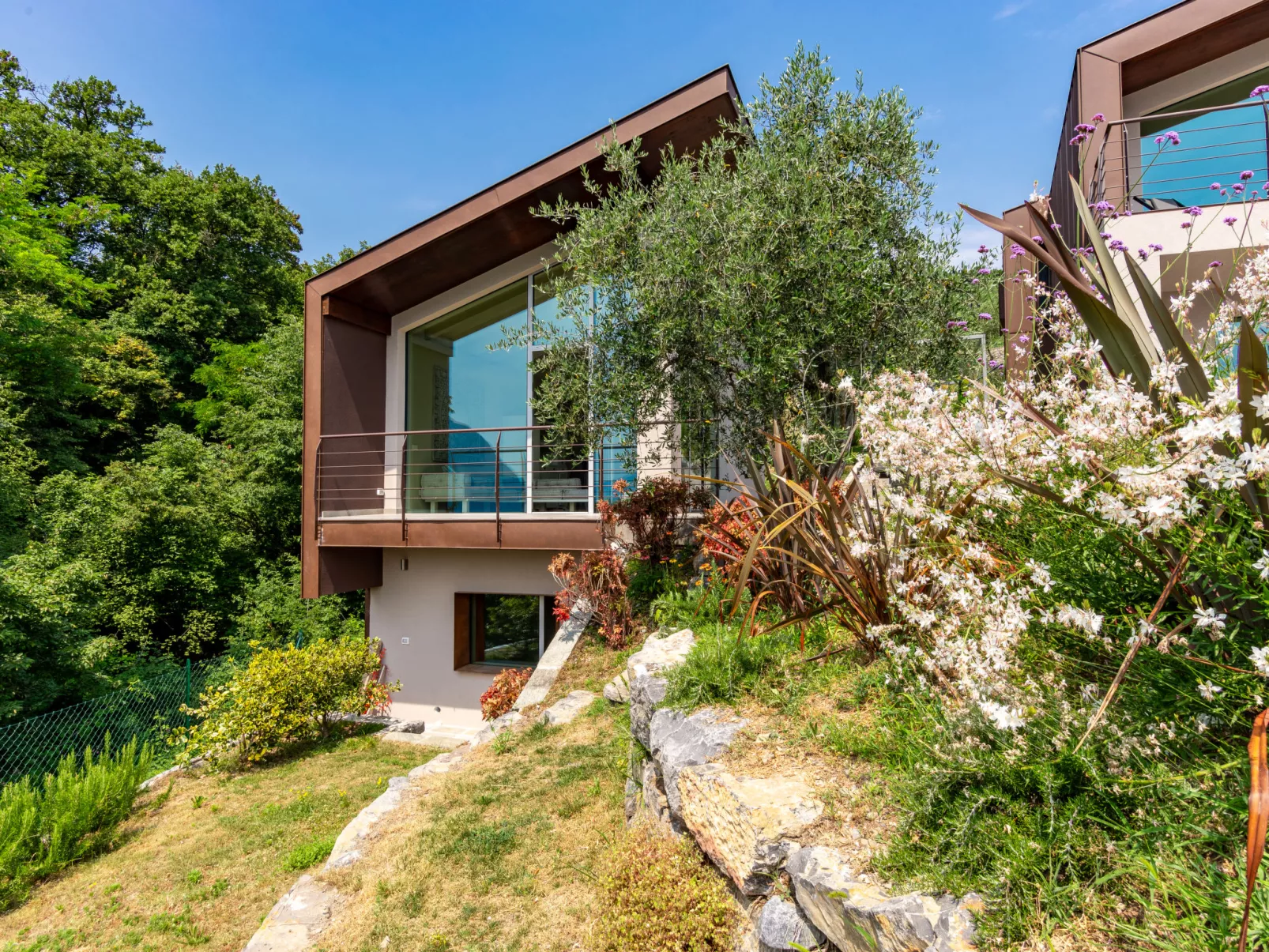 Villa Gau'-Outside