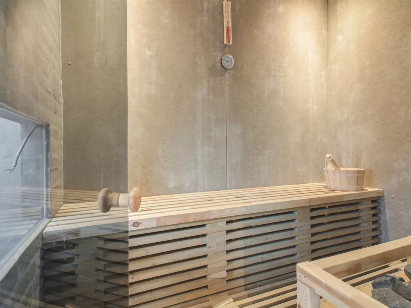 "Lima" - 200m from the sea-Drinnen