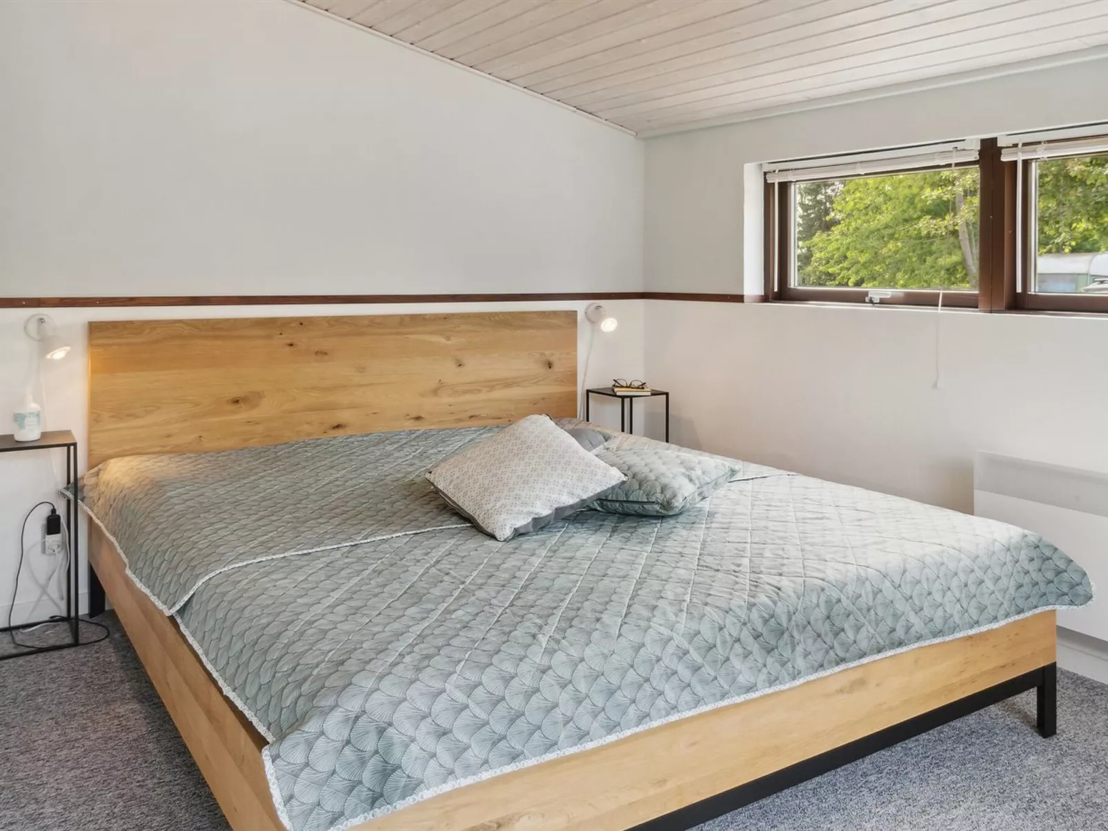 "Holmwith" - 200m from the sea-Inside