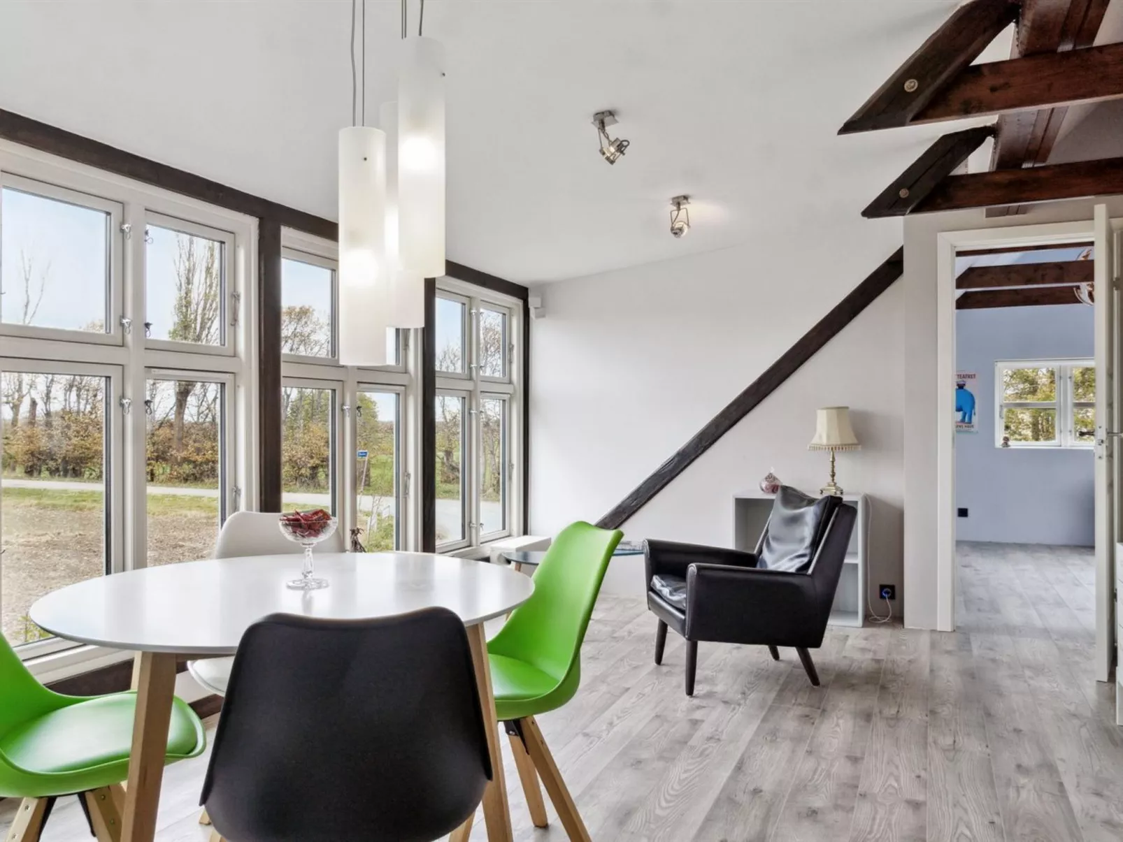 "Hughlek" - 1.5km from the sea-Inside