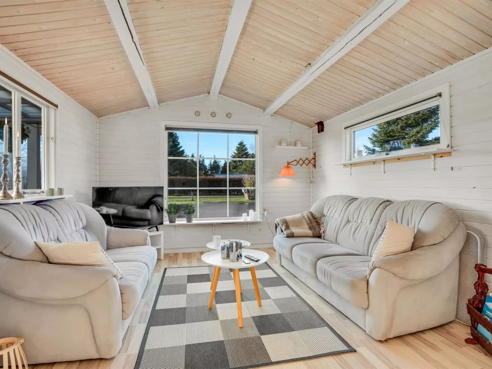 "Holte" - 750m from the sea-Drinnen