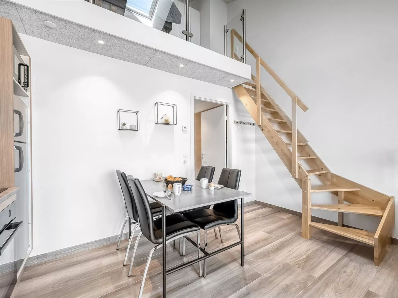 "Els" - 100m to the fjord-Dedans